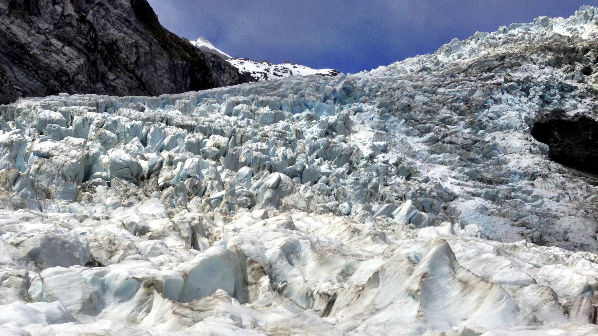 The featured image from this article is the helicopter ride it took to get onto this glacier for one hell of a hike! Without taking the risk of my first chopper ride, it'd been impossible to have this experience!