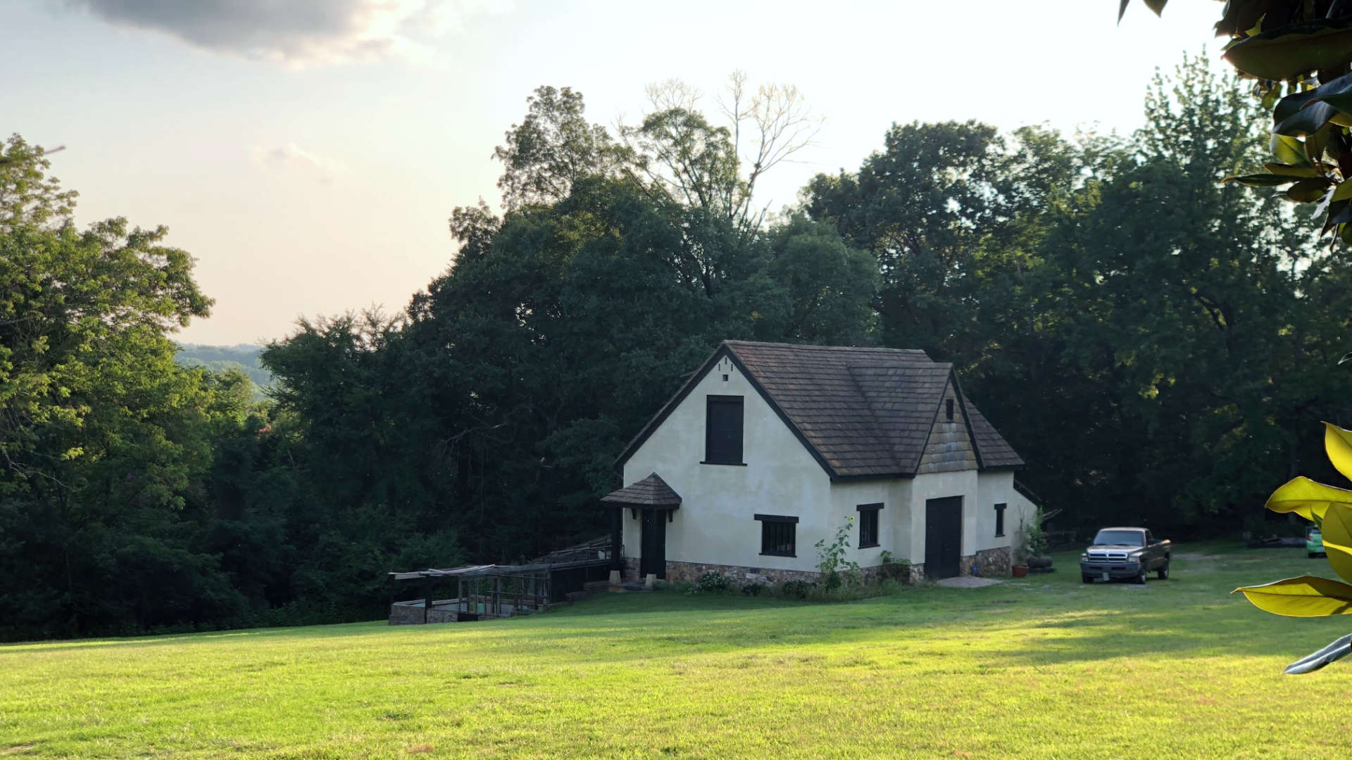 Exploring medieval England transported to Virginia overlooking the James RIver!