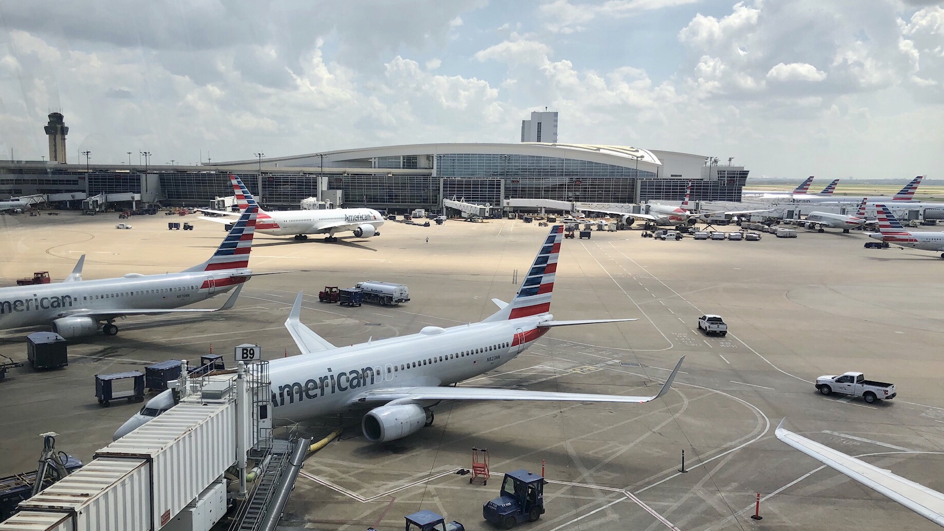 Flagstaff, here we come! Photo from DFW airport of American Airlines planes on the runway.