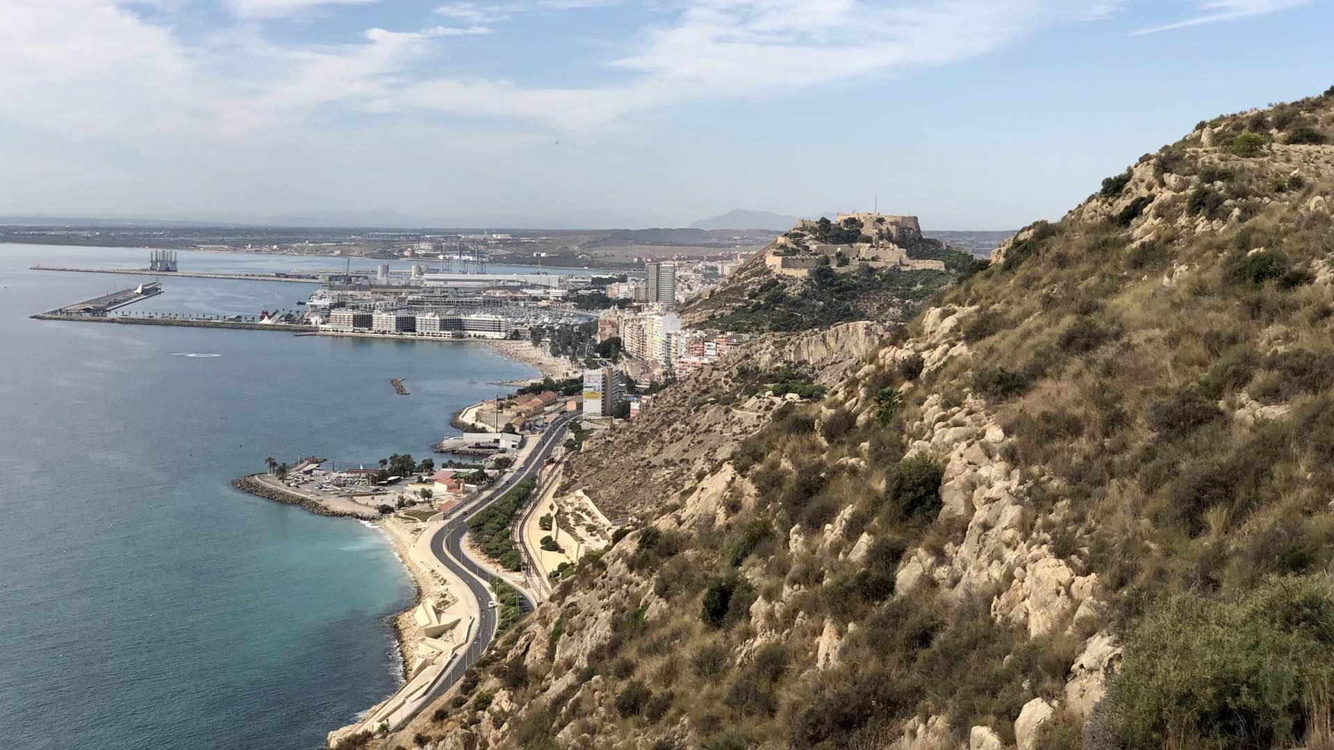 Alicante’s coast revealed beautiful hiking trails, gorgeous sea, and a castle with Moorish influence dating back centuries!