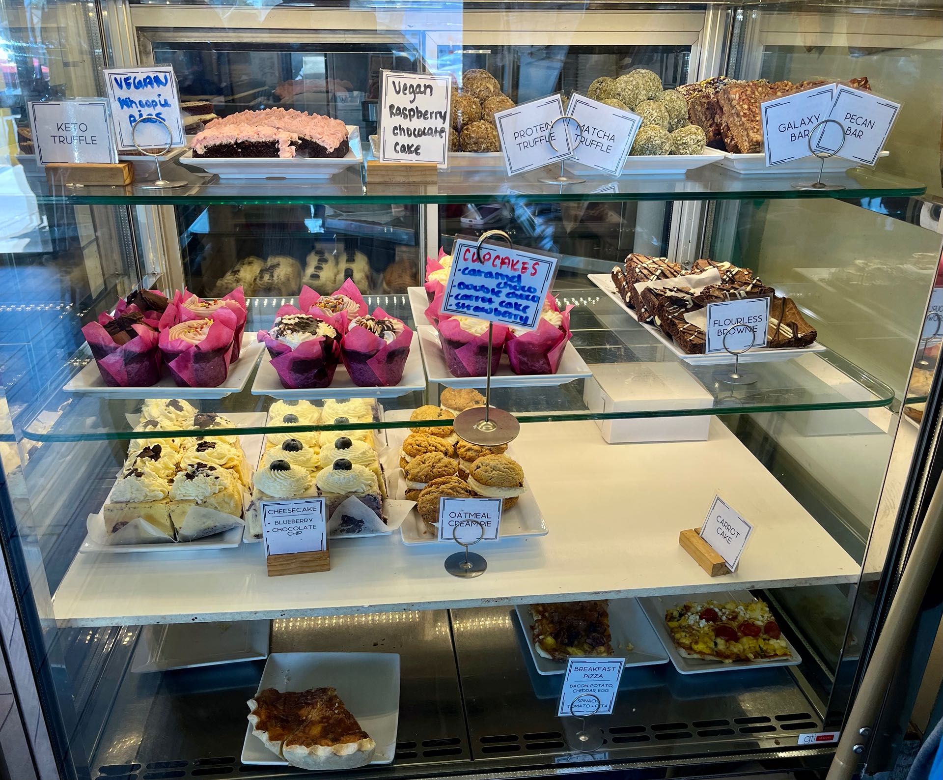 Jenni found a local Tampa place, Craft Cafe, with an entire gluten free menu. Everything GF! For celiac, pregnant Jenni—heaven!