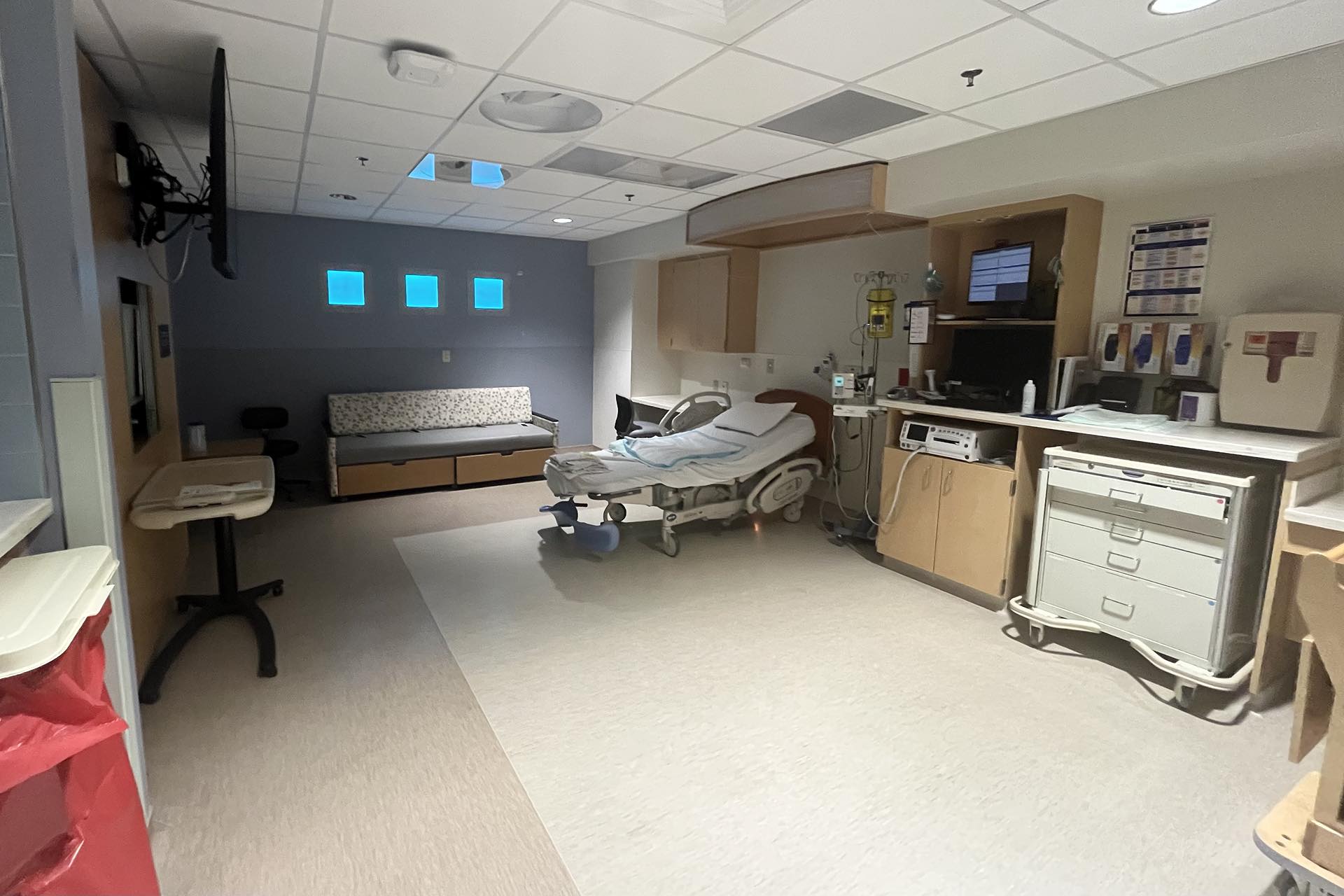 Speaking of labor...we went on a tour of the hospital we plan to deliver at. A room just like this should be where Jenni completes delivery! Not bad—mood lighting, a bathtub, and more!